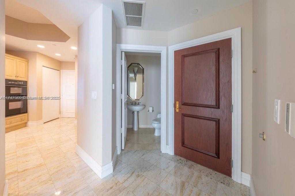 Small Image of 9595 COLLINS AVE #NPHJ, Surfside Number 19