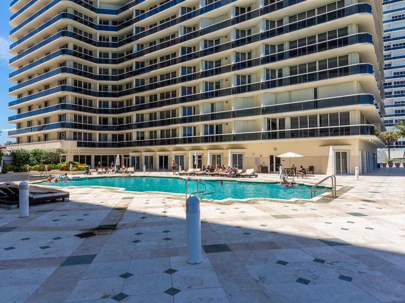 Small Image of 9595 COLLINS AVE #NPHJ, Surfside Number 44