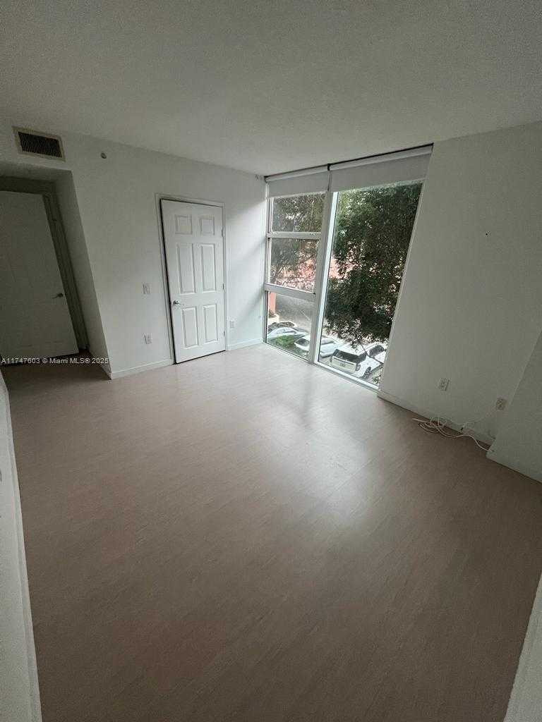 Small Image of 3370 SOUTH EAST HIDDEN BAY DR #405, Aventura Number 14
