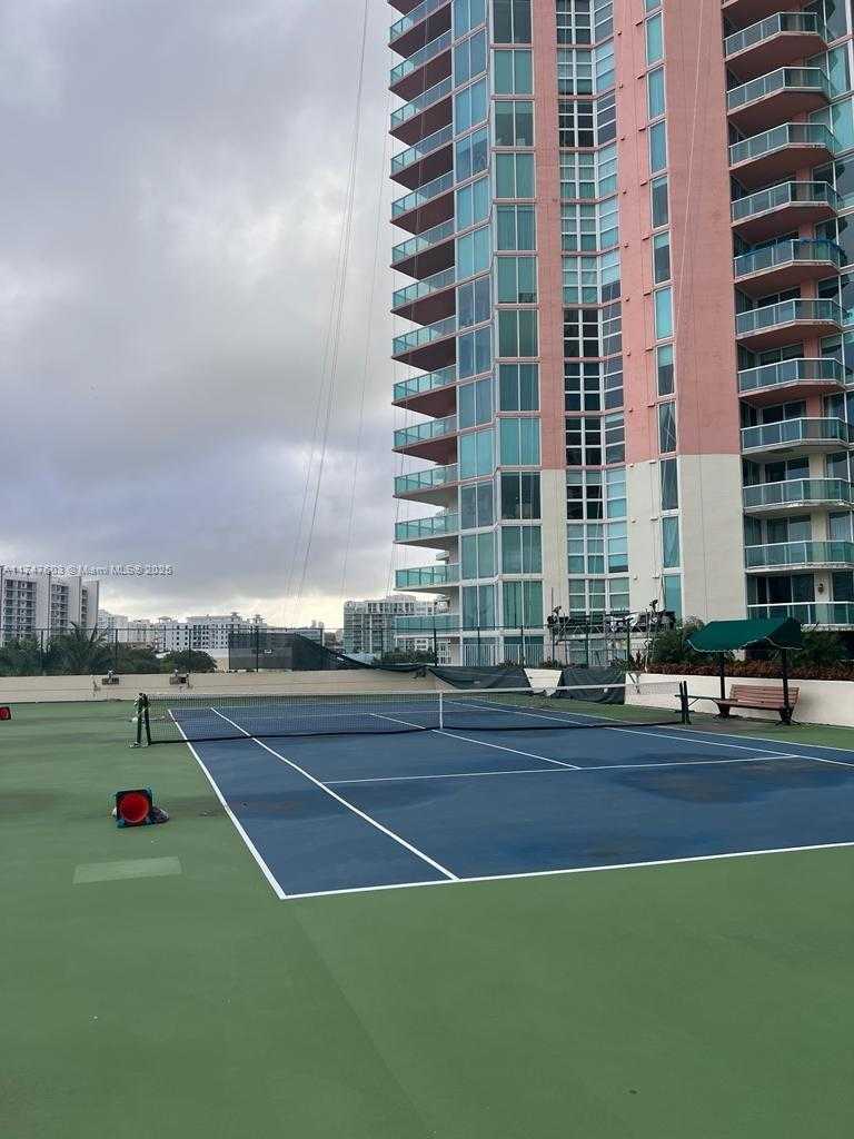 Small Image of 3370 SOUTH EAST HIDDEN BAY DR #405, Aventura Number 2