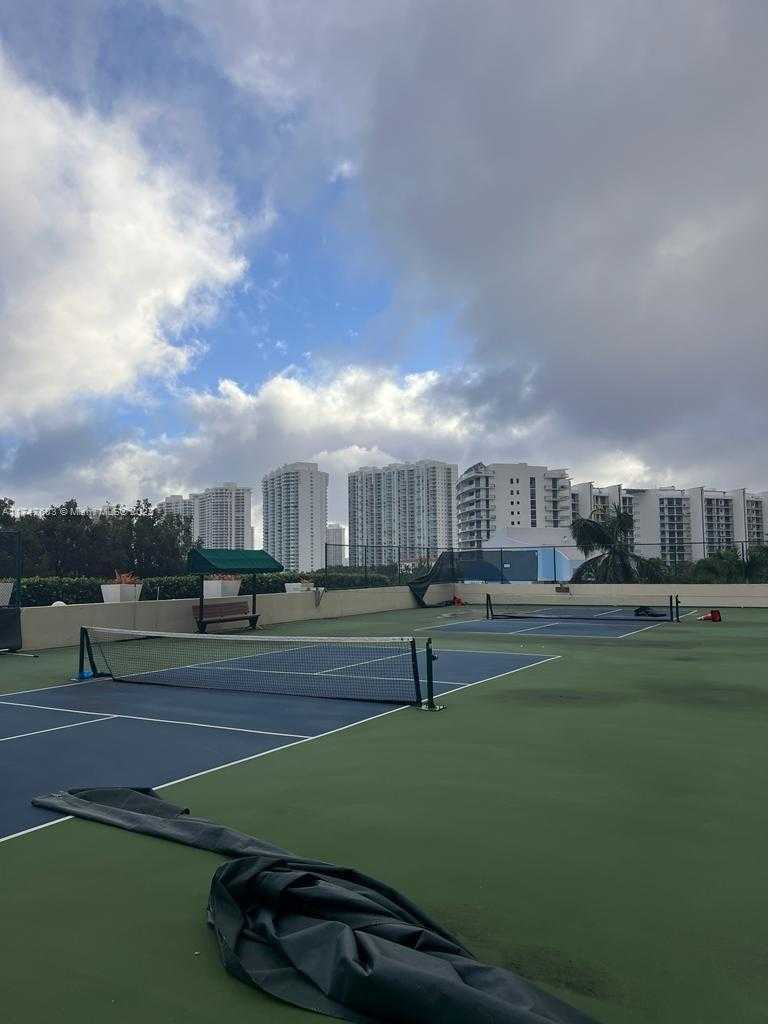 Small Image of 3370 SOUTH EAST HIDDEN BAY DR #405, Aventura Number 25