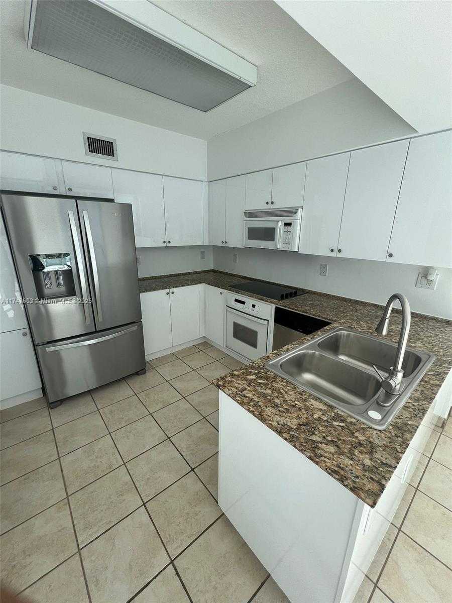 Small Image of 3370 SOUTH EAST HIDDEN BAY DR #405, Aventura Number 8