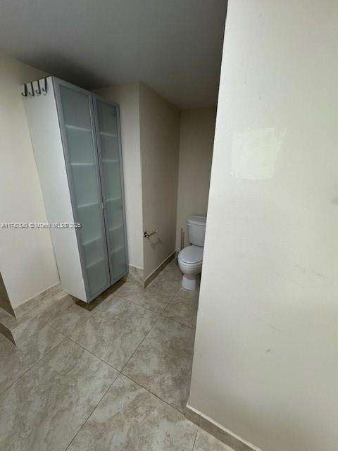 Small Image of 1833 #1003, Hallandale Beach Number 23