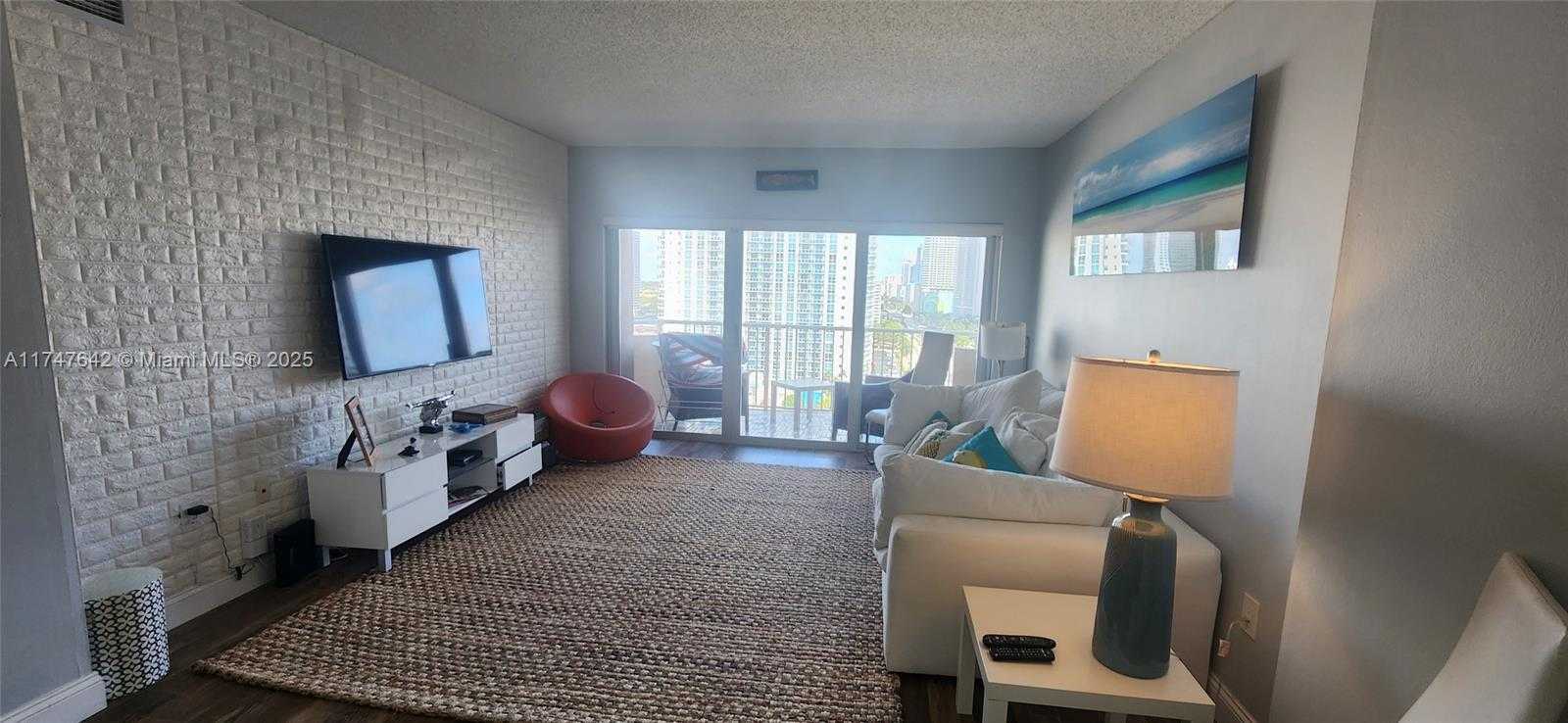 Small Image of 1985 SOUTH OCEAN DR #15M, Hallandale Beach Number 2