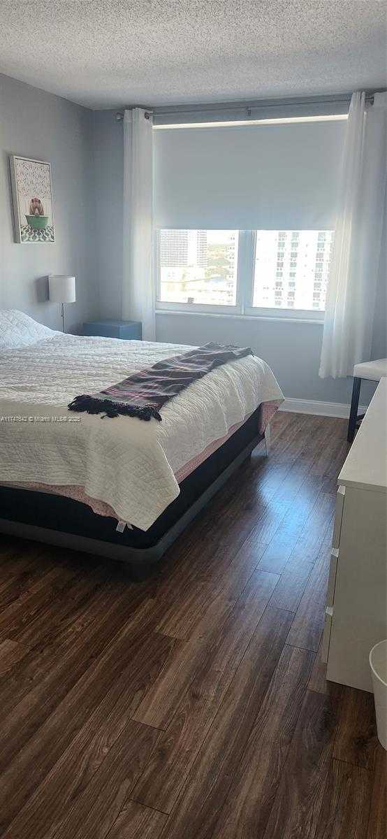 Small Image of 1985 SOUTH OCEAN DR #15M, Hallandale Beach Number 26