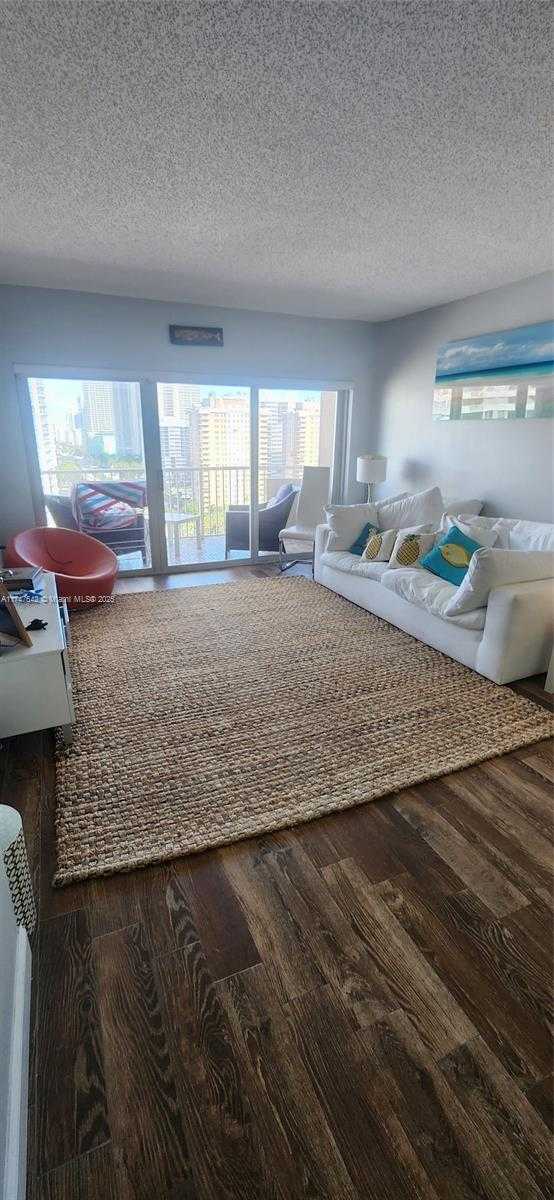 Small Image of 1985 SOUTH OCEAN DR #15M, Hallandale Beach Number 44