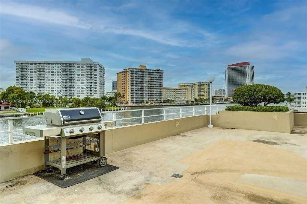 Small Image of 1985 SOUTH OCEAN DR #15M, Hallandale Beach Number 46
