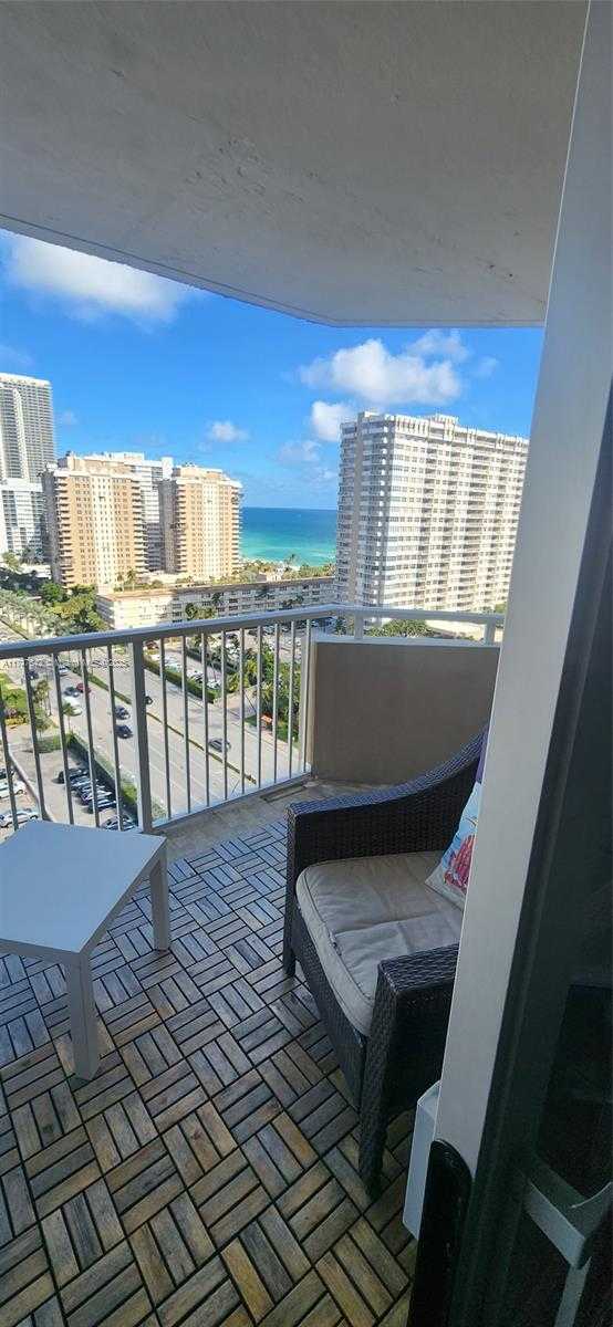 Small Image of 1985 SOUTH OCEAN DR #15M, Hallandale Beach Number 7