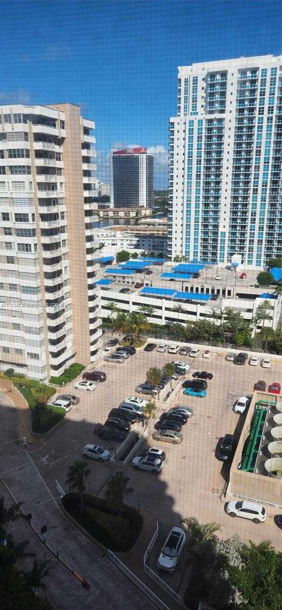 Small Image of 1985 SOUTH OCEAN DR #15M, Hallandale Beach Number 90
