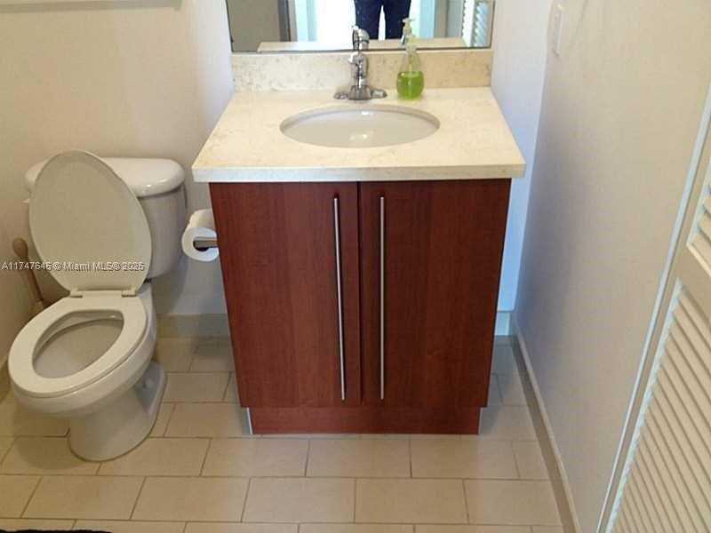 Small Image of 79 SOUTH WEST 12 ST #3010-S, Miami Number 5