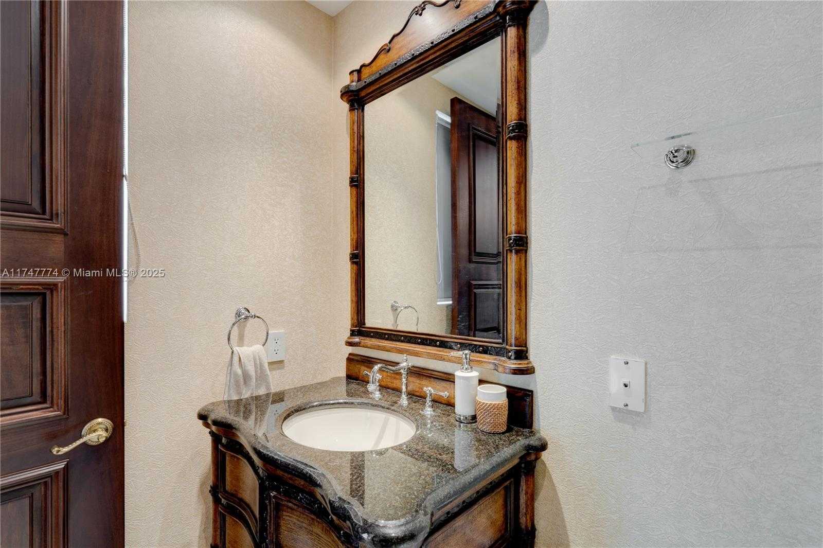 Small Image of 16047 COLLINS AVE #1604, Sunny Isles Beach Number 44