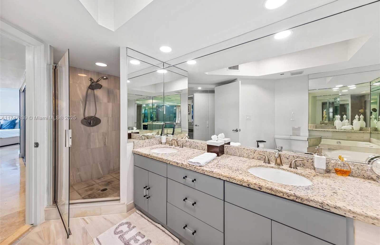 Small Image of 16425 COLLINS AVE #1012, Sunny Isles Beach Number 15