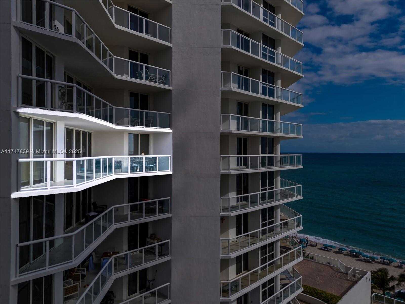 Small Image of 16425 COLLINS AVE #1012, Sunny Isles Beach Number 23