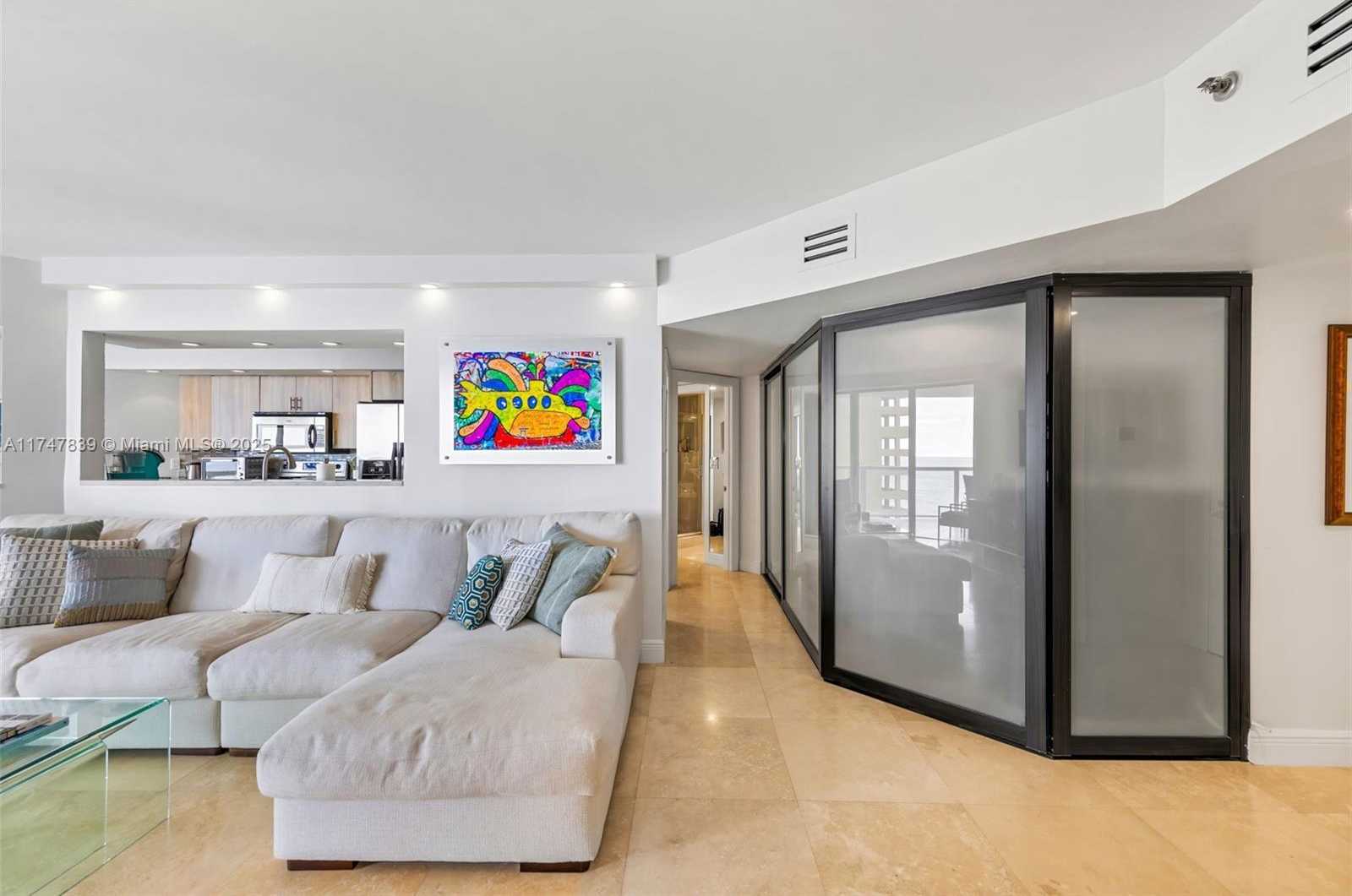 Small Image of 16425 COLLINS AVE #1012, Sunny Isles Beach Number 7