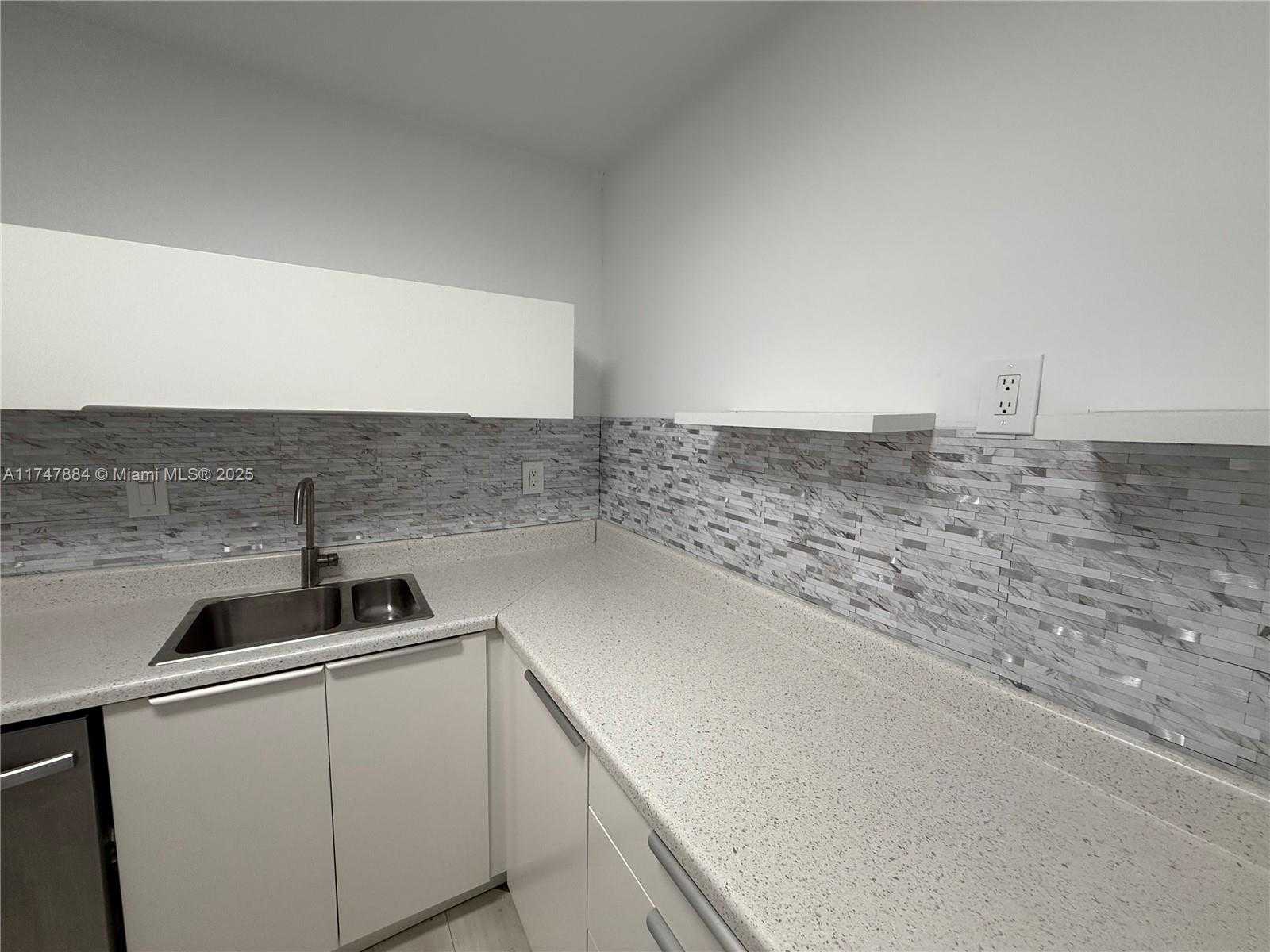 Small Image of 3731 NORTH COUNTRY CLUB DR #222, Aventura Number 10