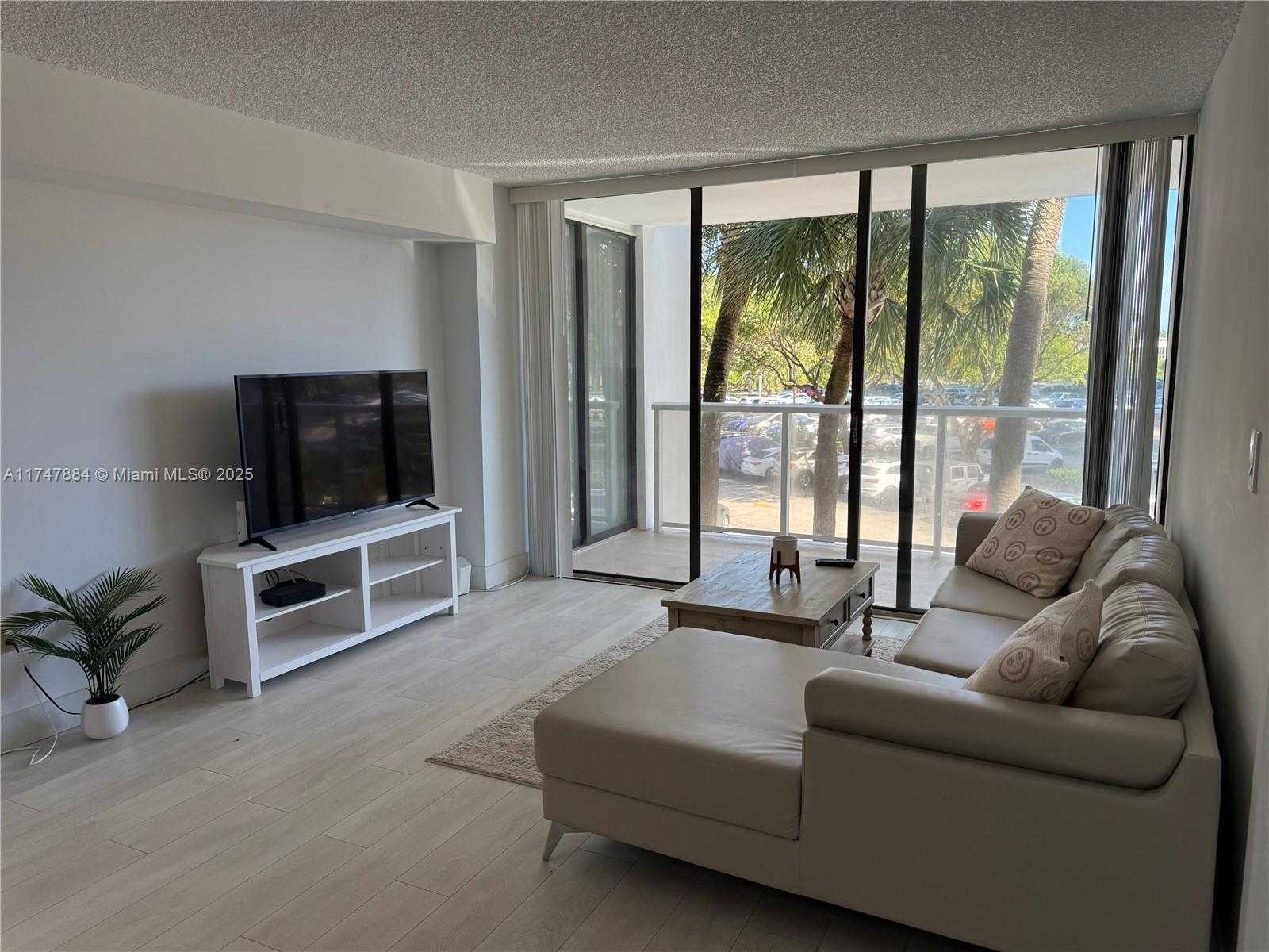 Small Image of 3731 NORTH COUNTRY CLUB DR #222, Aventura Number 26