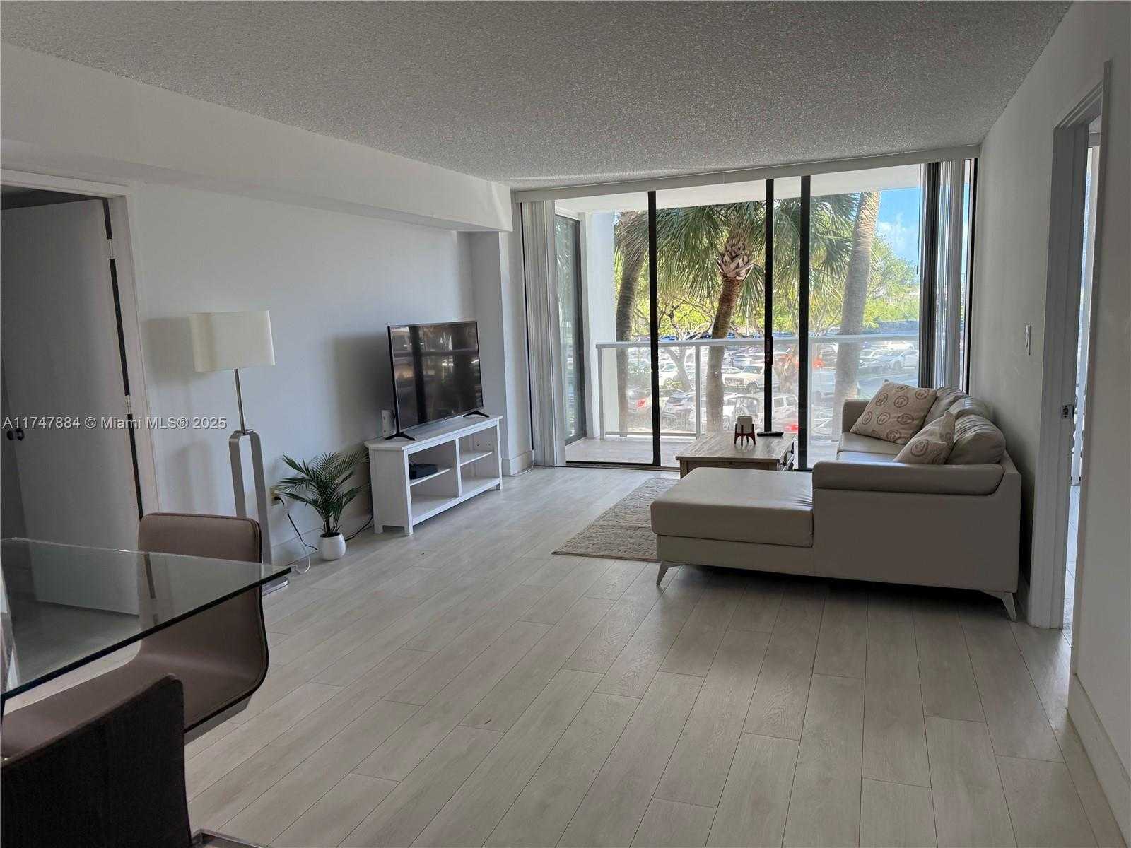 Small Image of 3731 NORTH COUNTRY CLUB DR #222, Aventura Number 29