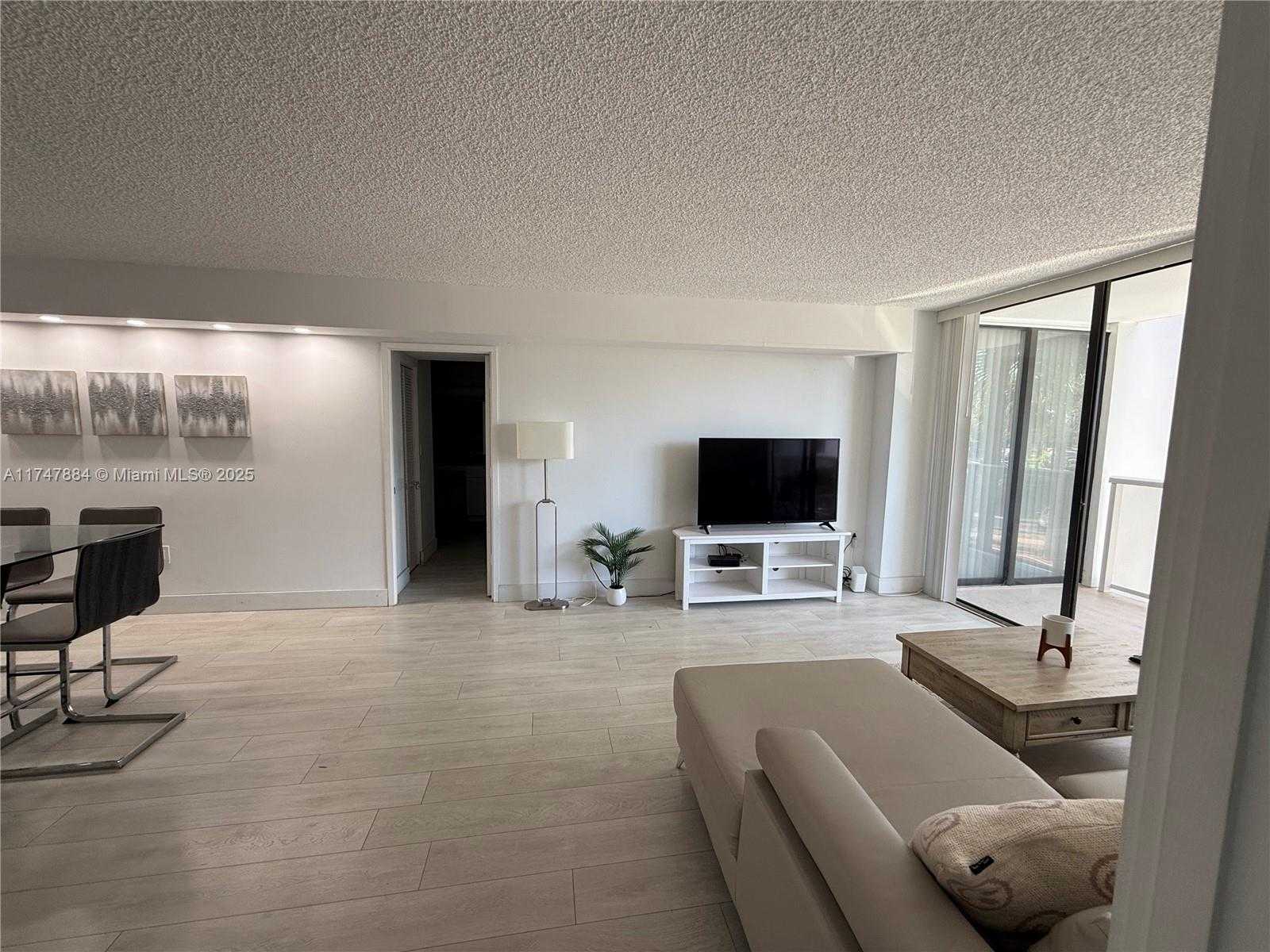 Small Image of 3731 NORTH COUNTRY CLUB DR #222, Aventura Number 30