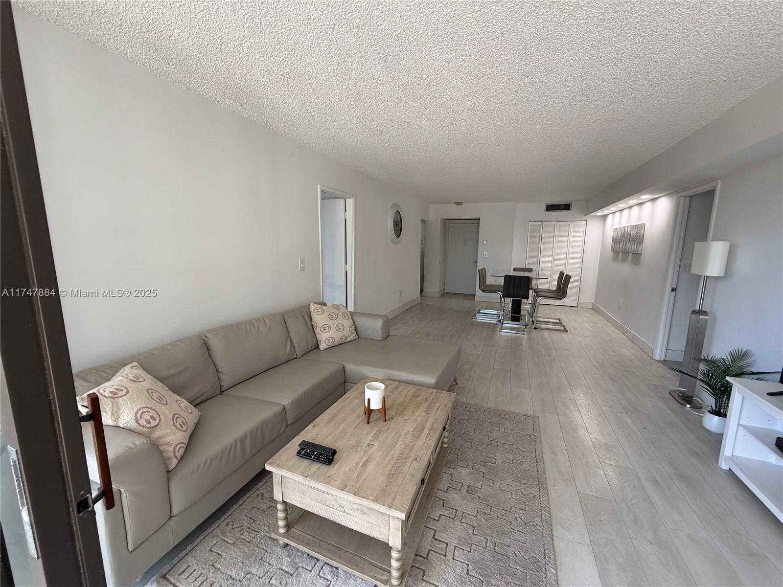 Small Image of 3731 NORTH COUNTRY CLUB DR #222, Aventura Number 39