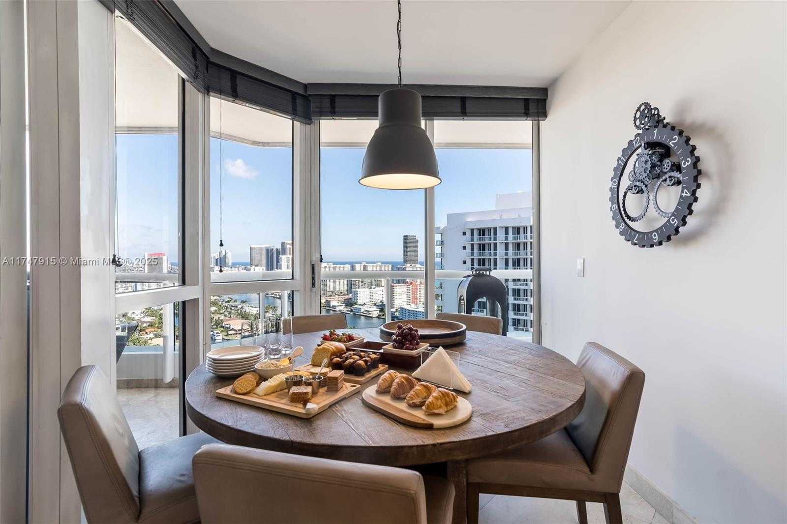 Small Image of 21205 Yacht Club Dr, Aventura, FL 33180, USA Number 13