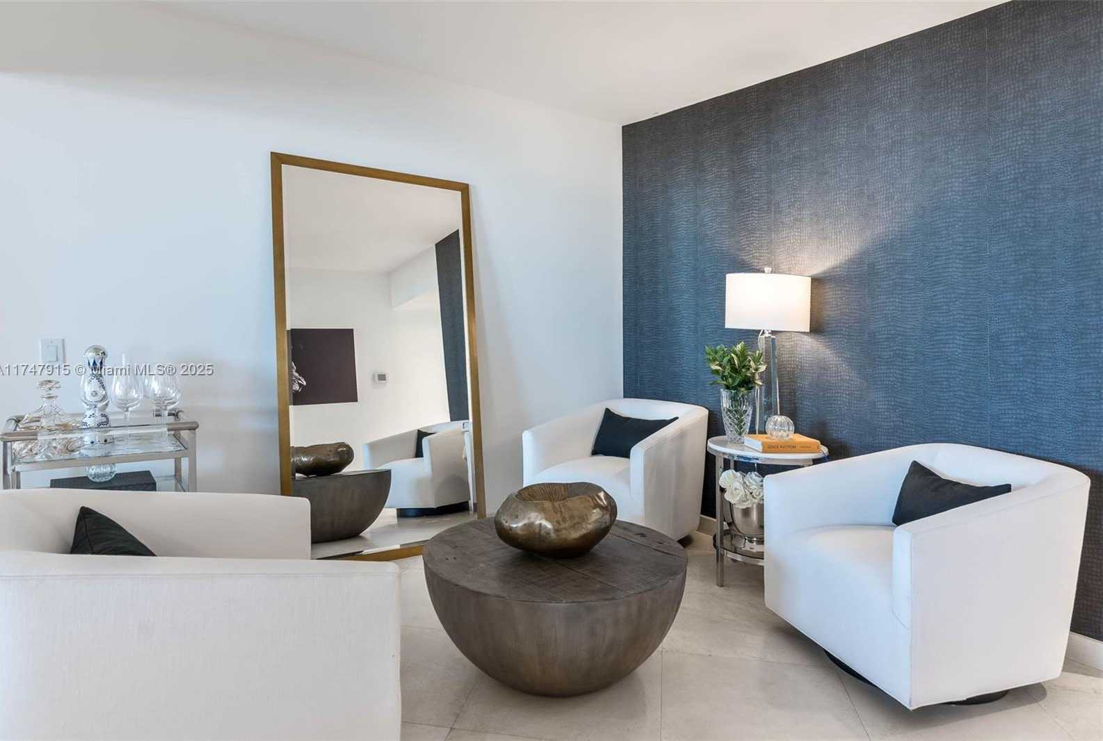 Small Image of 21205 Yacht Club Dr, Aventura, FL 33180, USA Number 9