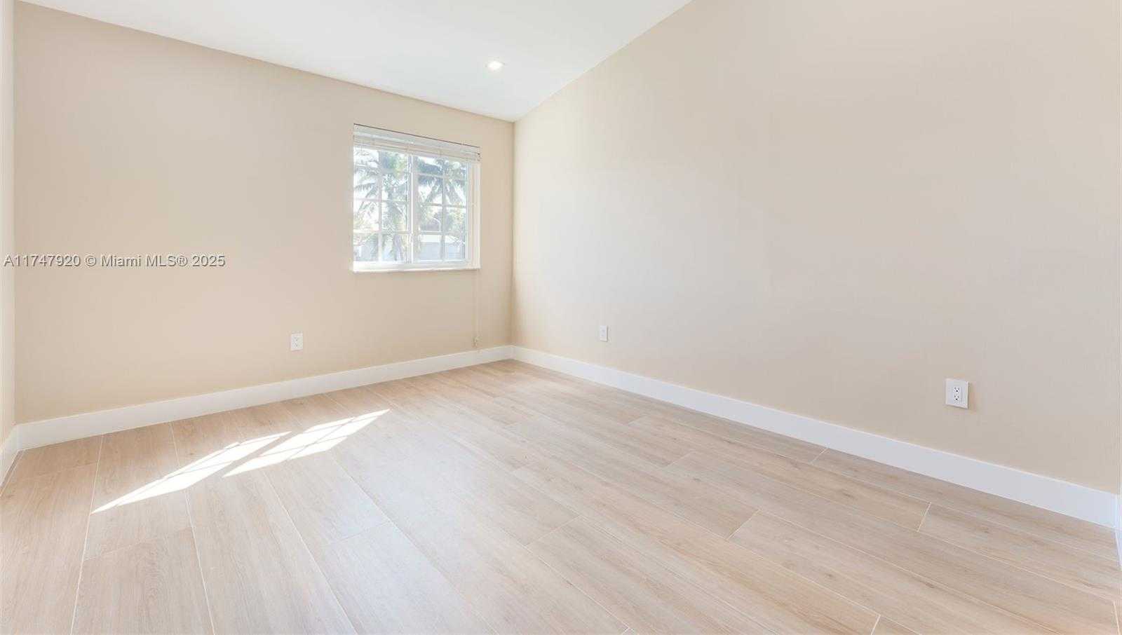 Small Image of 14325 SOUTH WEST 121ST PL #5, Miami Number 18