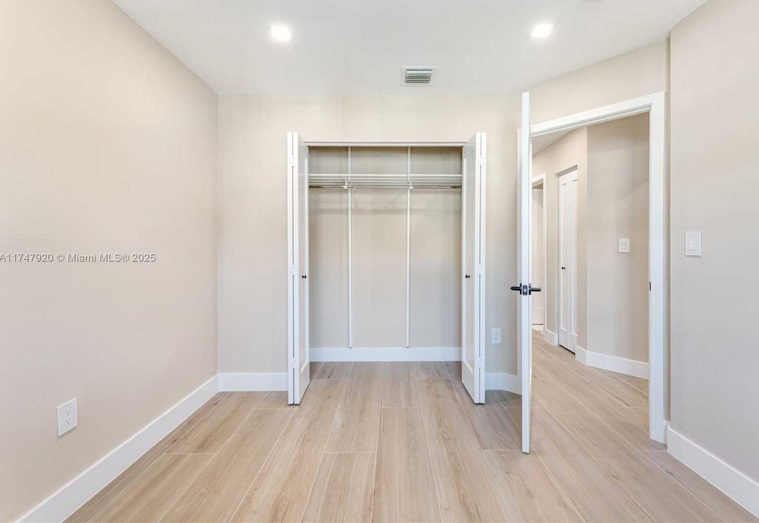 Small Image of 14325 SOUTH WEST 121ST PL #5, Miami Number 22