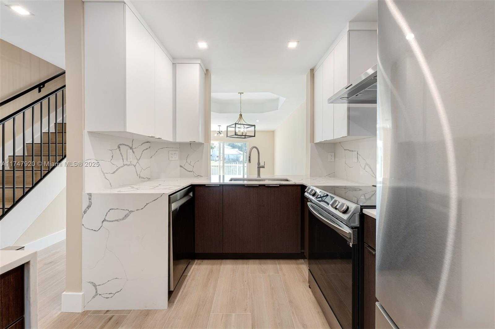 Small Image of 14325 SOUTH WEST 121ST PL #5, Miami Number 9