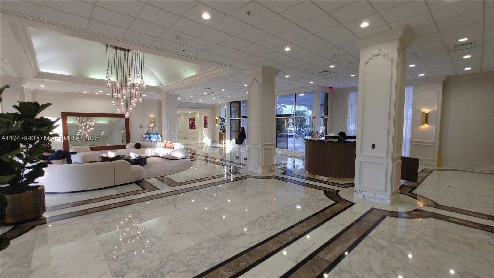 Small Image of 5600 COLLINS AVE #16Y, Miami Beach Number 11