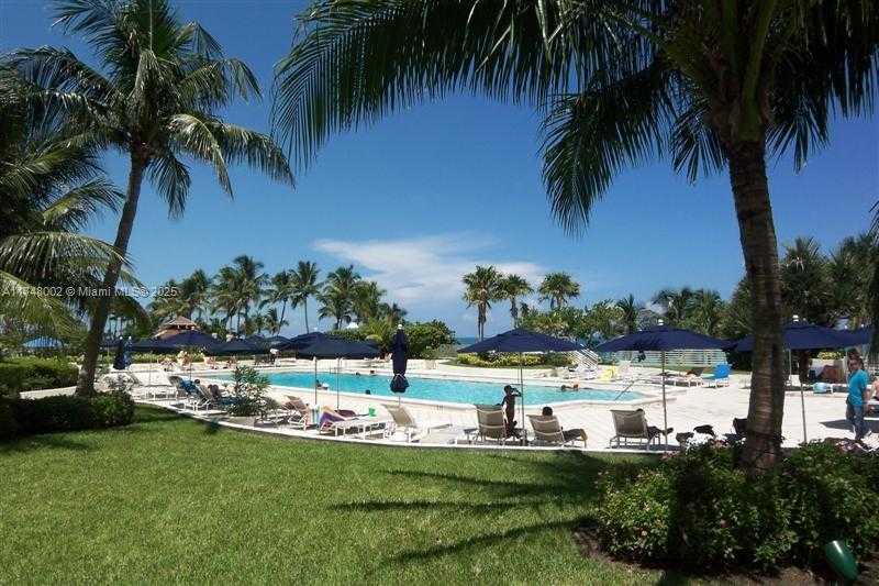 Small Image of 5161 COLLINS AVE #1012, Miami Beach Number 25
