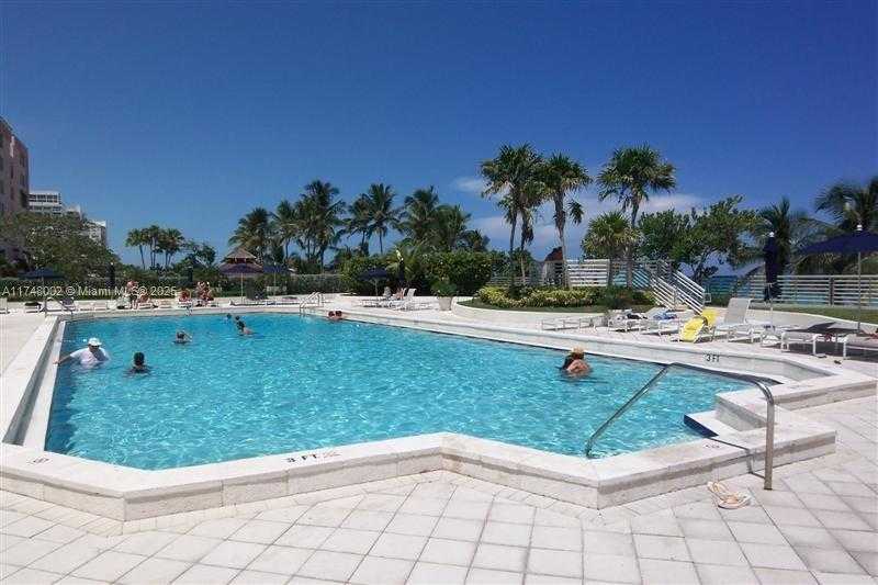 Small Image of 5161 COLLINS AVE #1012, Miami Beach Number 26