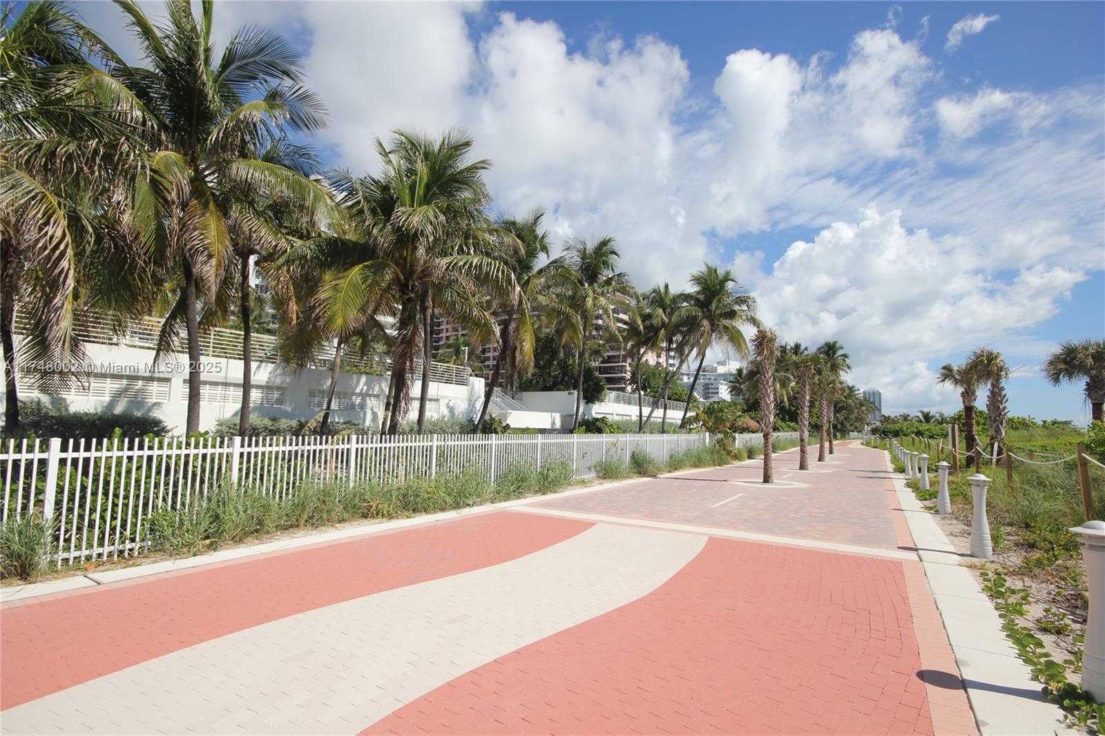 Small Image of 5161 COLLINS AVE #1012, Miami Beach Number 31