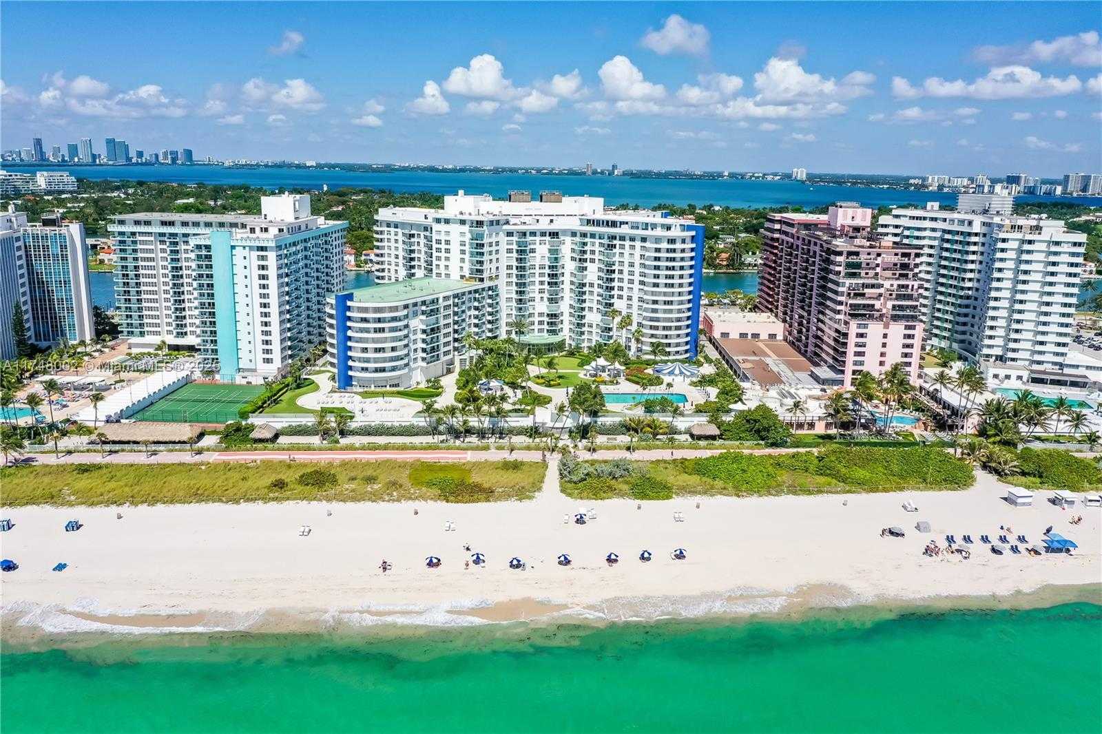 Small Image of 5161 COLLINS AVE #1012, Miami Beach Number 37