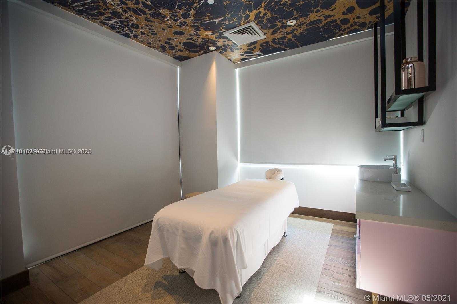 Small Image of 121 NORTH EAST 34TH ST #1507, Miami Number 23