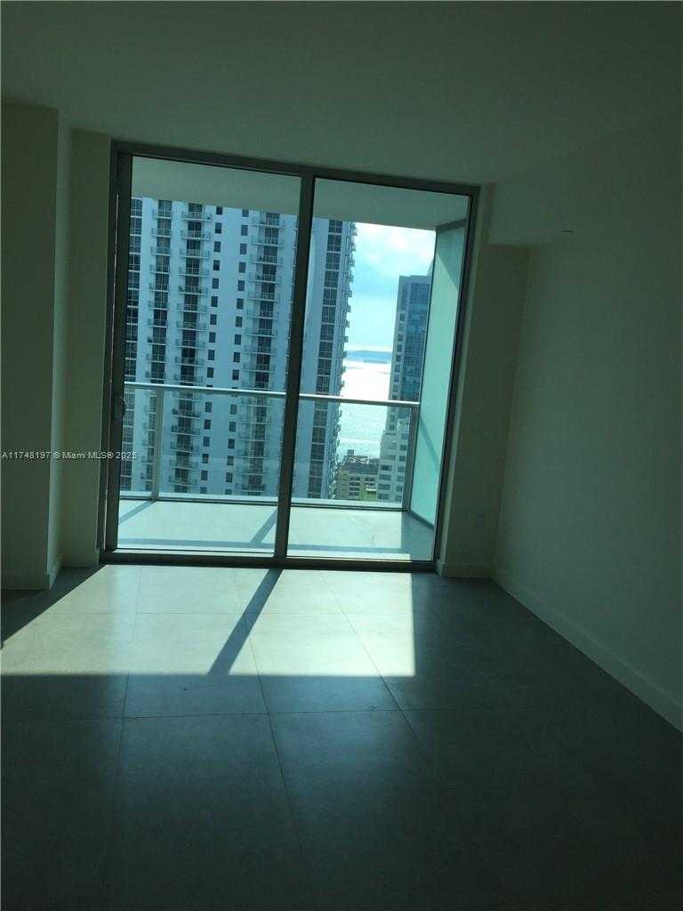 Small Image of 1100 SOUTH MIAMI AVE #2911, Miami Number 3