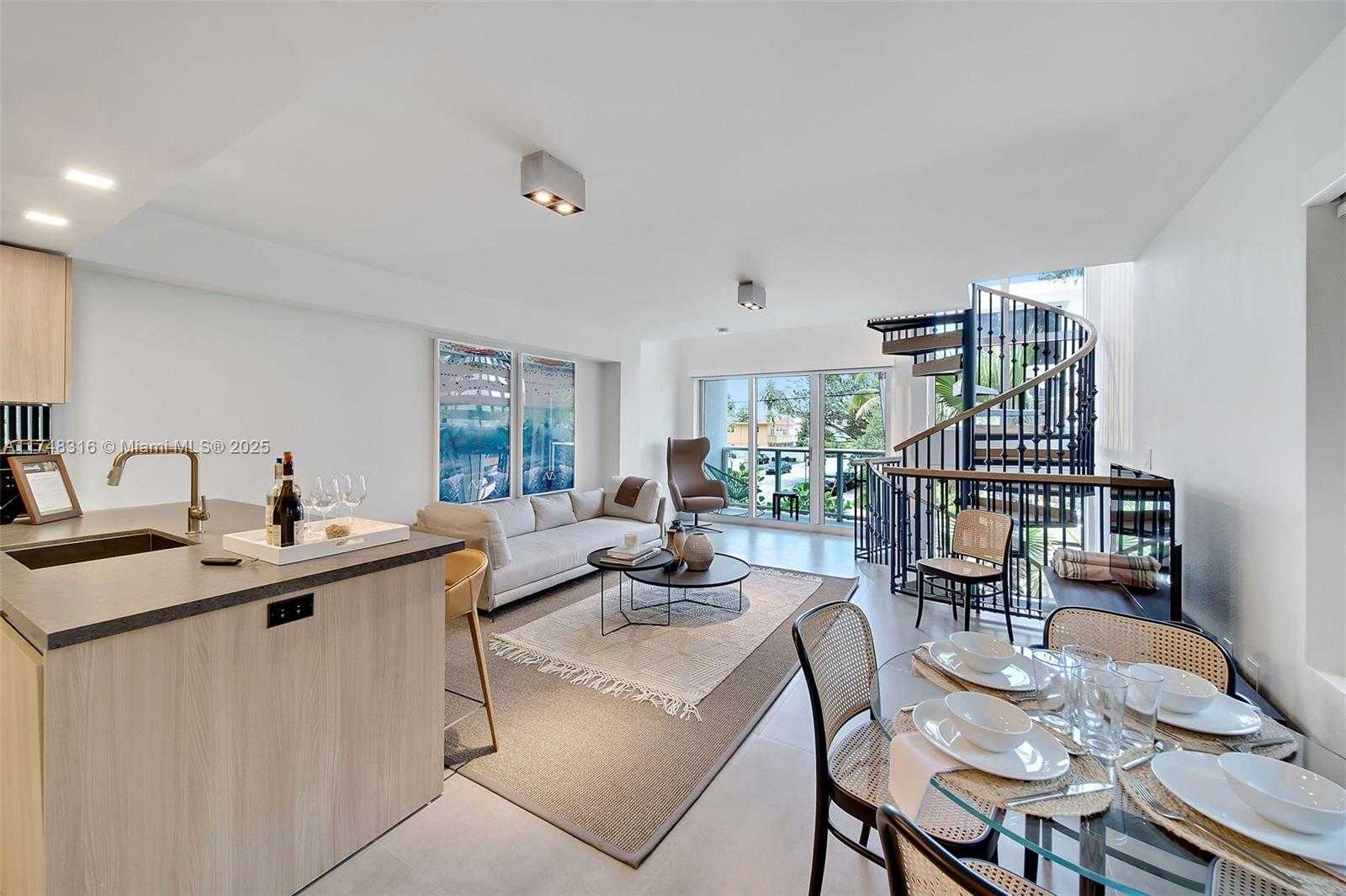 Small Image of 1500 BAY RD #T-1532, Miami Beach Number 8