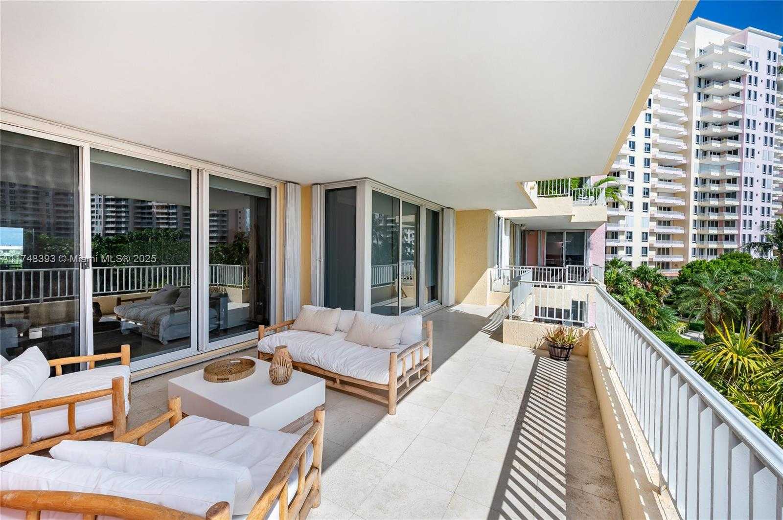 Small Image of 789 CRANDON BLVD #502, Key Biscayne Number 20