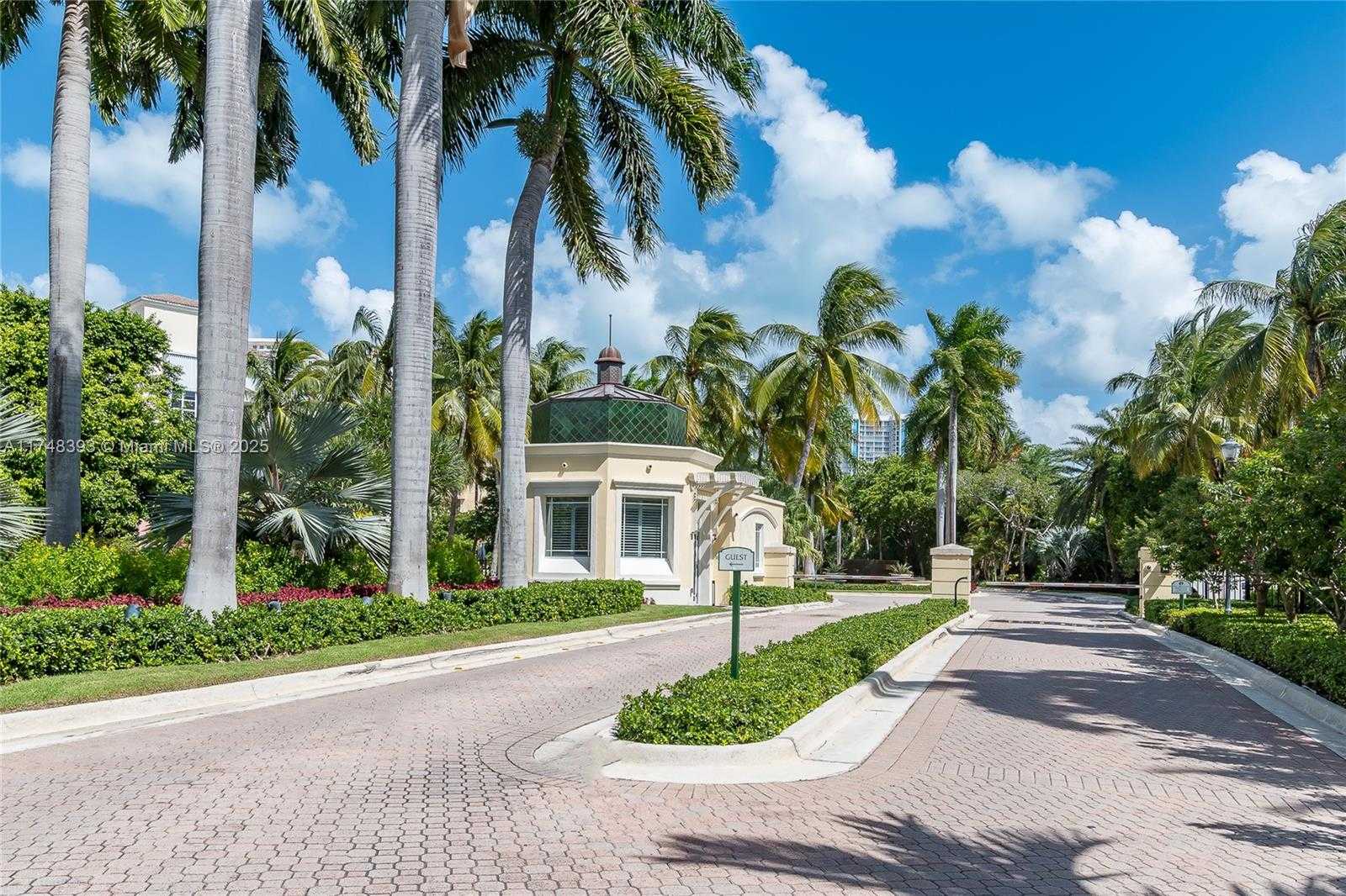 Small Image of 789 CRANDON BLVD #502, Key Biscayne Number 40