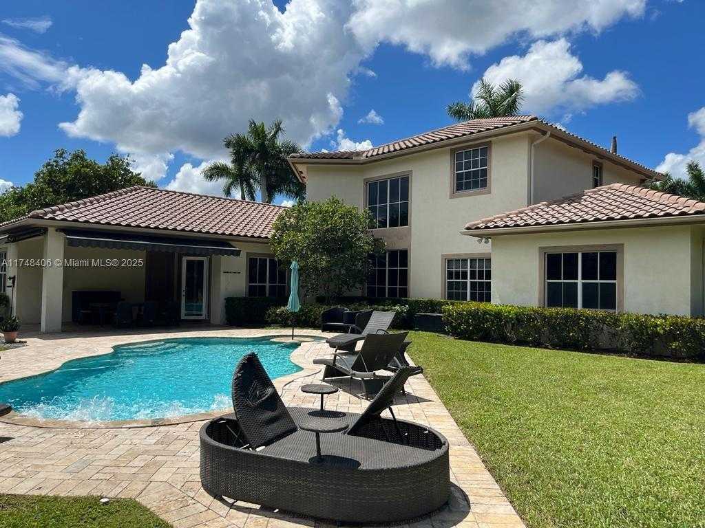 Small Image of 2750 EAST JOCKEY CIR E, Davie Number 32