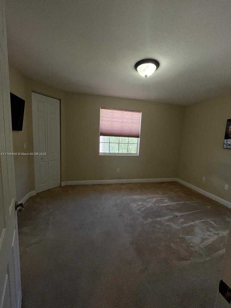 Small Image of 2750 EAST JOCKEY CIR E, Davie Number 44