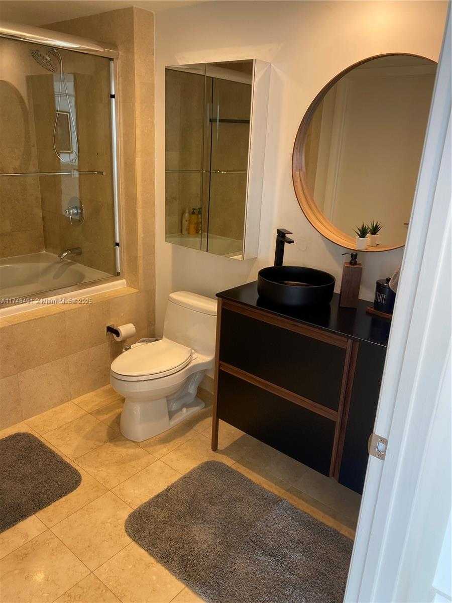 Small Image of 1830 SOUTH OCEAN DR #3507, Hallandale Beach Number 5