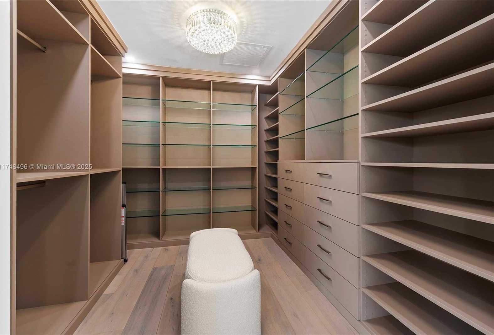 Small Image of 13600 SOUTH WEST 67TH AVE, Palmetto Bay Number 18