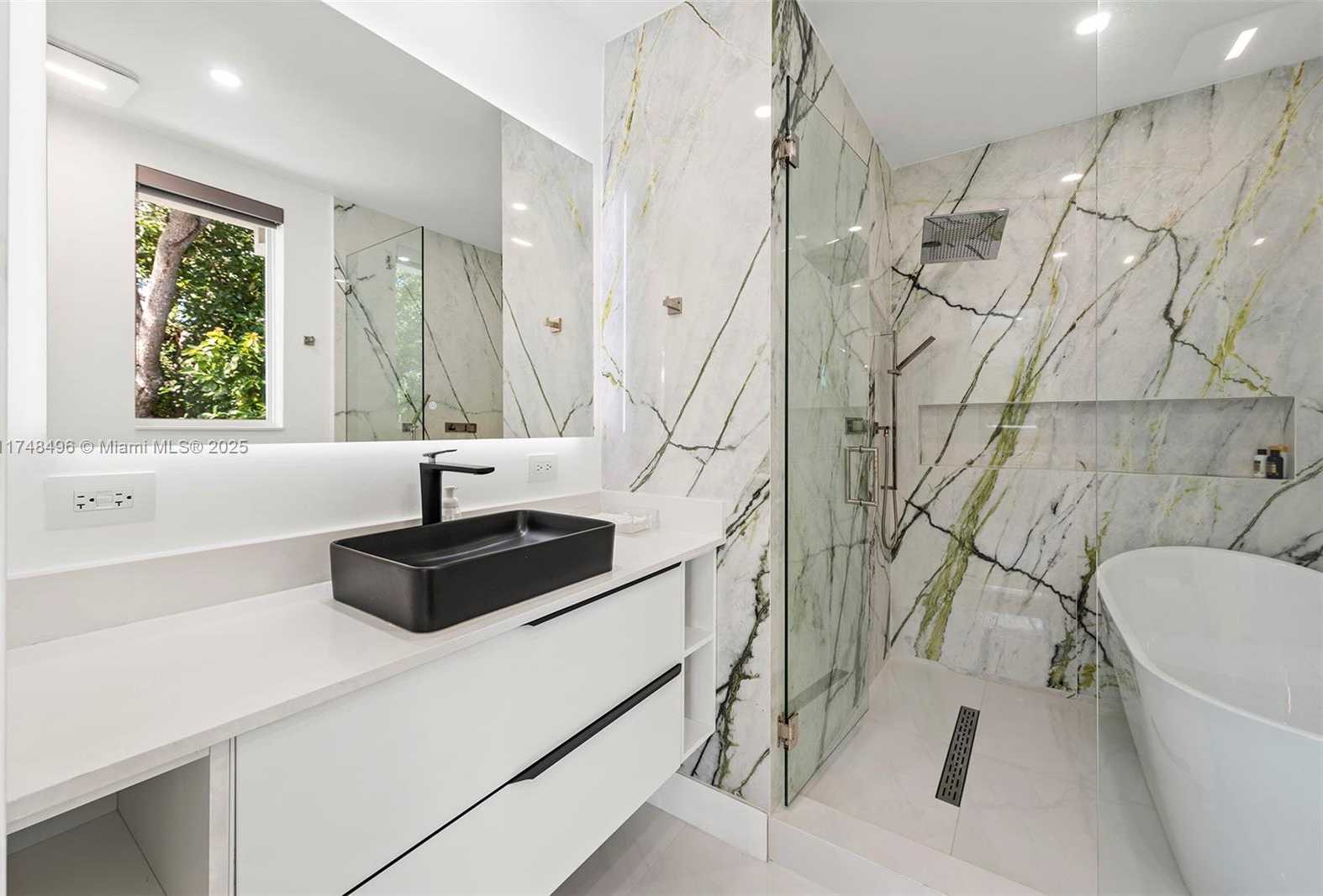 Small Image of 13600 SOUTH WEST 67TH AVE, Palmetto Bay Number 32