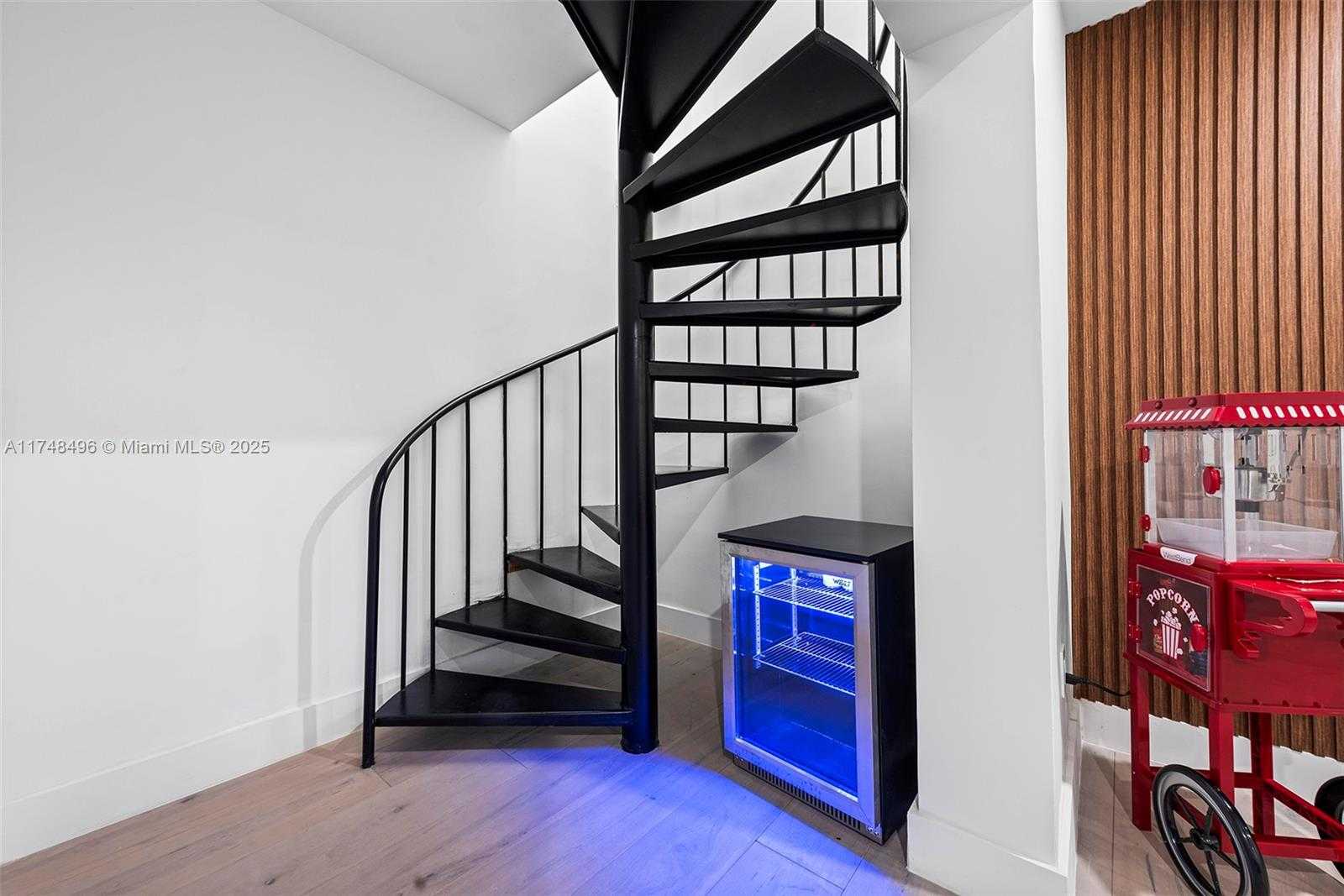 Small Image of 13600 SOUTH WEST 67TH AVE, Palmetto Bay Number 41