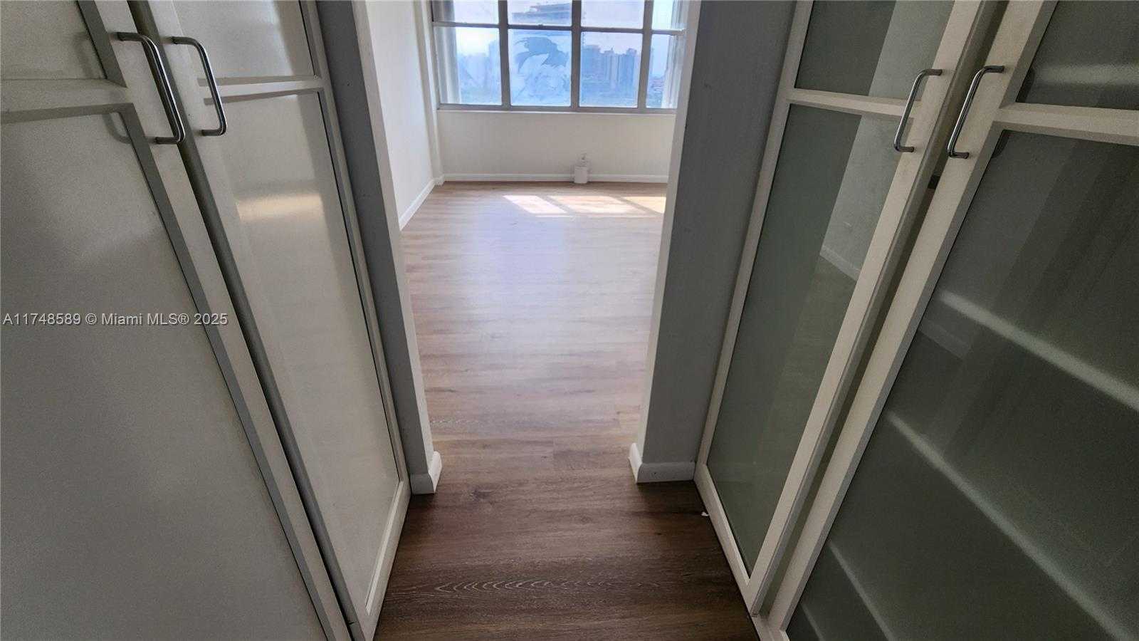 Small Image of 7441 WAYNE AVE #9P, Miami Beach Number 18