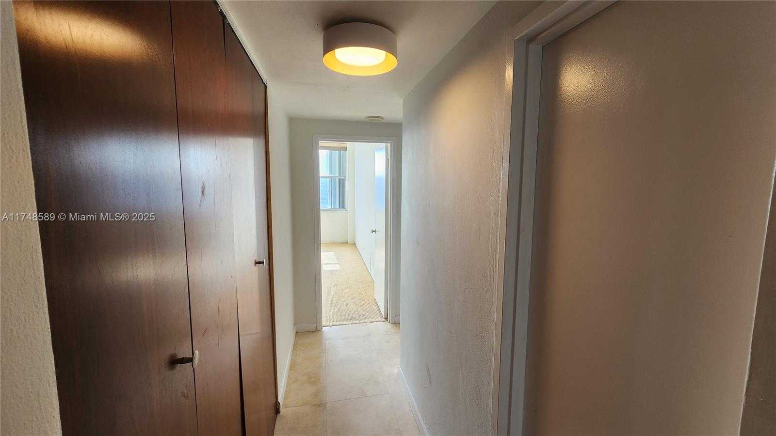 Small Image of 7441 WAYNE AVE #9P, Miami Beach Number 19