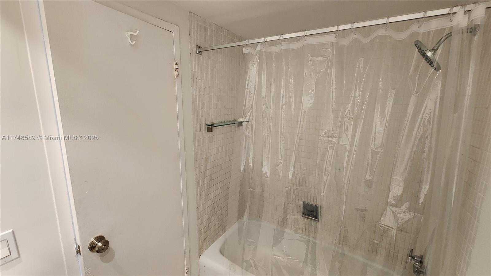 Small Image of 7441 WAYNE AVE #9P, Miami Beach Number 27
