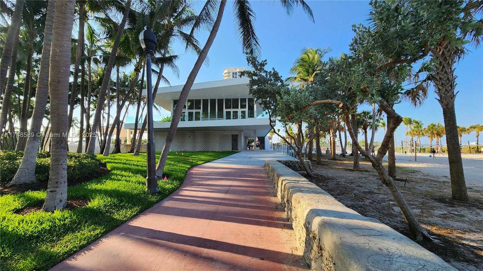 Small Image of 7441 WAYNE AVE #9P, Miami Beach Number 38