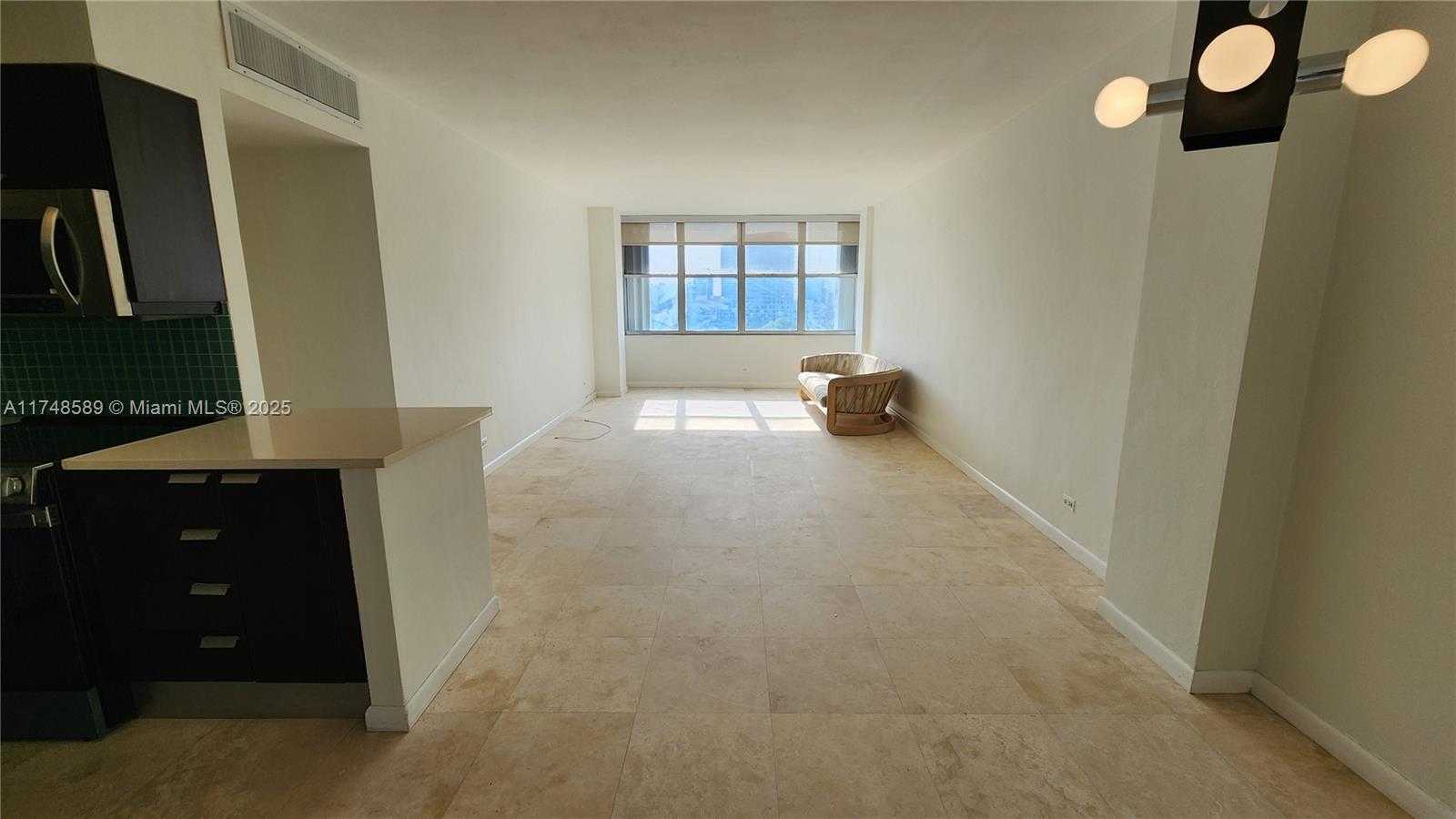 Small Image of 7441 WAYNE AVE #9P, Miami Beach Number 4