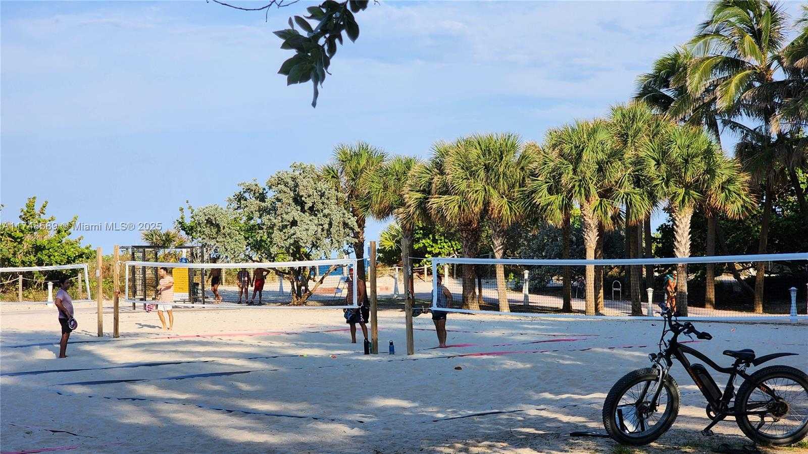 Small Image of 7441 WAYNE AVE #9P, Miami Beach Number 40